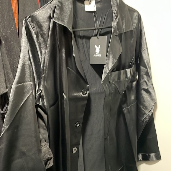 New didn't fit satin material. - Picture 2 of 2